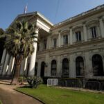 Chile presenta el borrador de nueva Constitución, que estará lista en julio