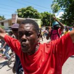 Haitianos se manifiestan contra la violencia de las bandas en Puerto Príncipe