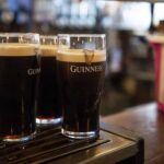 La escasez de trabajadores amenaza la supervivencia del pub irlandés