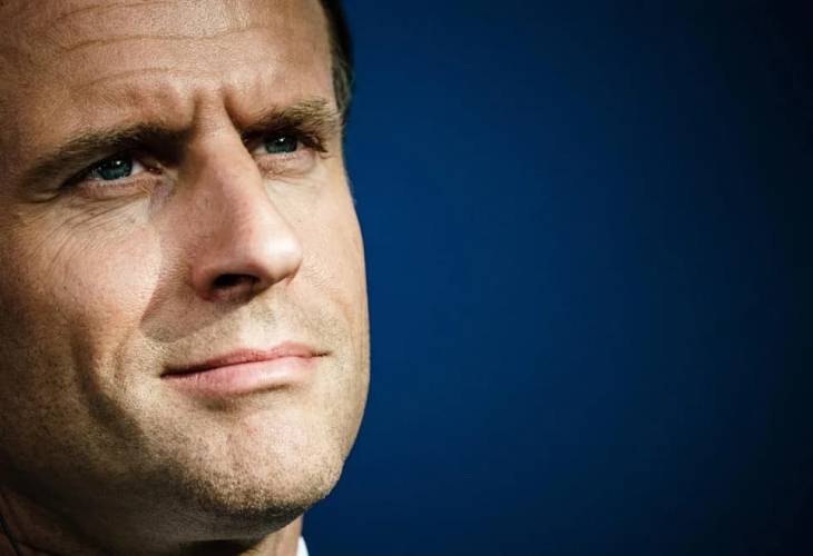 Macron promete a Zelenski incrementar la ayuda militar y humanitaria