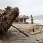 Tormenta Agatha se forma en Pacífico mexicano y podría convertirse en huracán