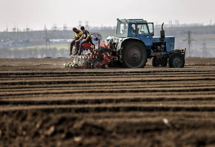 Ucrania acusa a Rusia de atacar instalación agrícola y querer un Holodomor