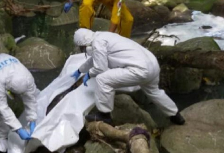 En la quebrada La Hueso encontraron el cuerpo de un hombre con la cara desfigurada