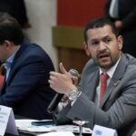 Ministro del Interior desmiente a Petro sobre supuesta suspensión de elecciones