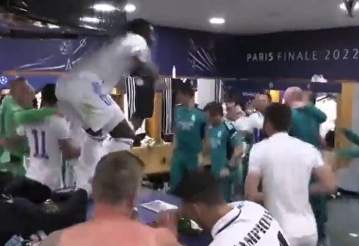 Eden Hazard intentó darle licor al hijo de Toni Kroos en celebraciones del Madrid