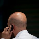 Tribunal británico considera que decirle calvo a un hombre es acoso sexual