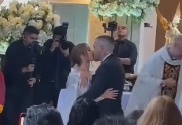 Jessi Uribe y Paola Jara se casaron en una capilla en El Retiro
