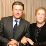 Alec Baldwin anunció que su mamá, Carol M. Baldwin, murió a los 92 años