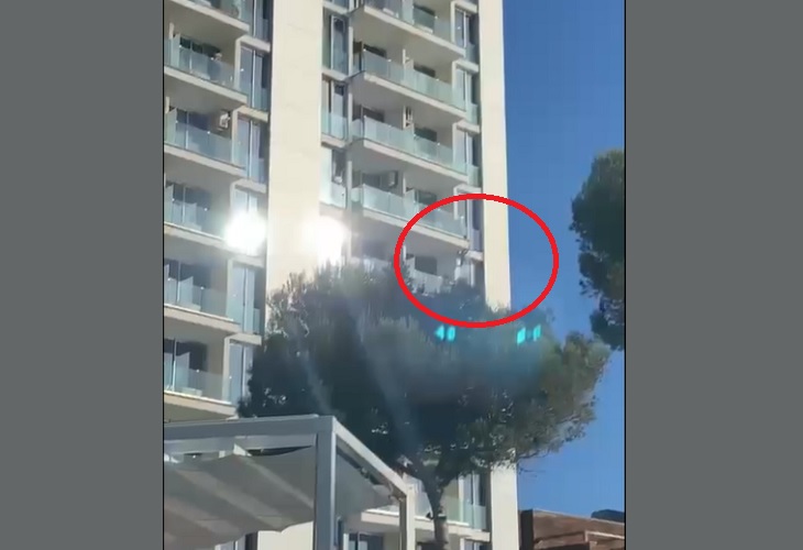 Turista muere al caer de un piso 7, en la avenida Notari Alemany de Magaluf