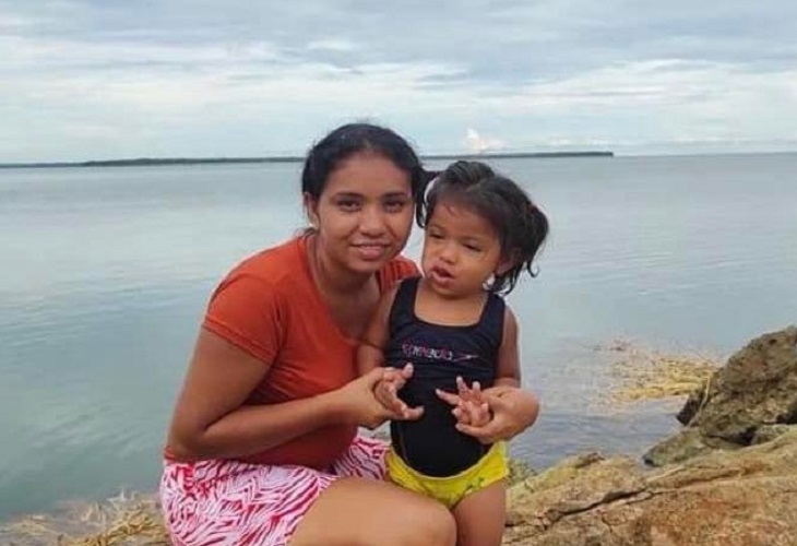 Darli Luz Álvarez desapareció junto a su pequeña hija en Puerto Libertador