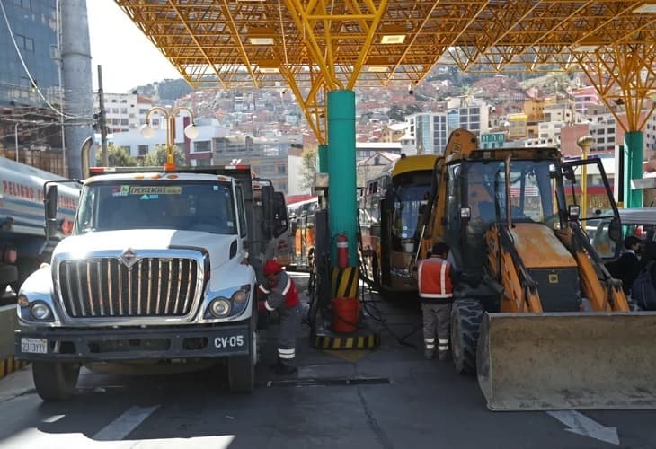 Dame más gasolina barata, grita América Latina para no apagar sus motores