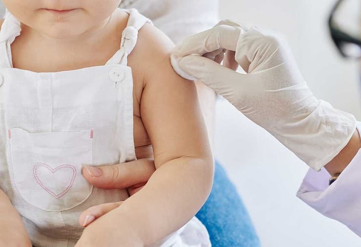 EE.UU. autoriza la vacunación contra la covid a niños mayores de 6 meses