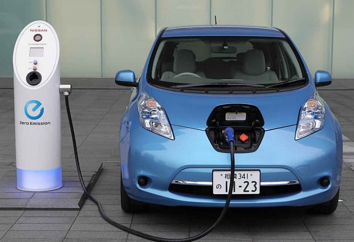 El Gobierno de Reino Unido retira las ayudas para comprar coches eléctricos