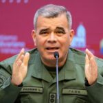 El ministro de Defensa apuesta por una fusión civil y militar en Venezuela
