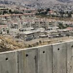 El muro de Jerusalén que hace 20 años encierra a miles de palestinos