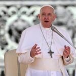 El papa critica la falta de honestidad y la desinformación en los medios
