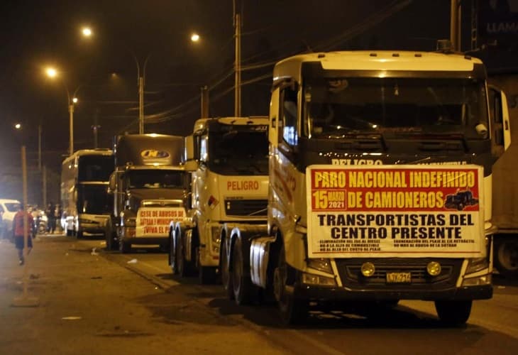 Gremios de transportistas de Perú mantienen en pie de huelga a partir del lunes