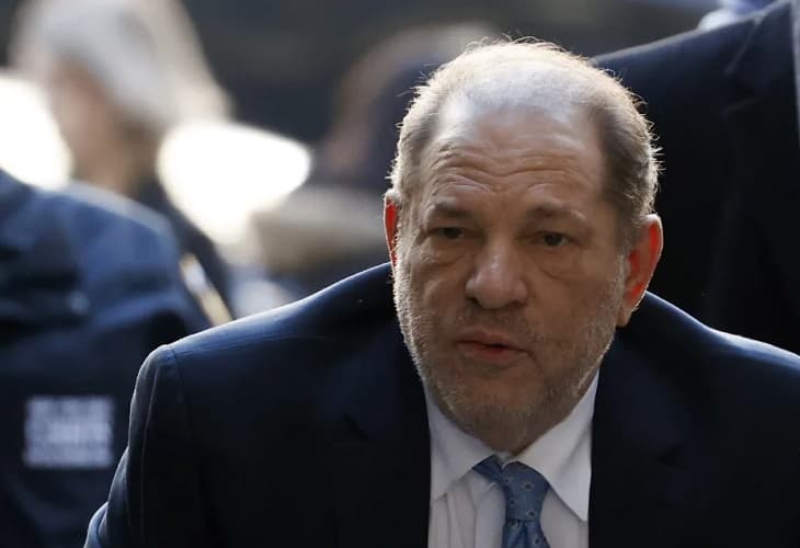 Corte de Nueva York Revoca Condena de Harvey Weinstein y Pide Nuevo Juicio