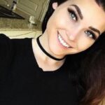 Se suicida Niece Waidhofer, influencer que daba consejos sobre salud mental