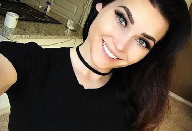 Se suicida Niece Waidhofer, influencer que daba consejos sobre salud mental