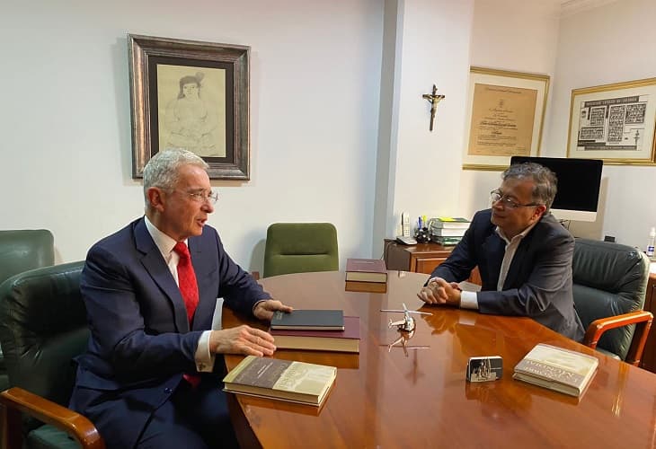 Petro y su gran acuerdo nacional seducen a la clase política colombiana