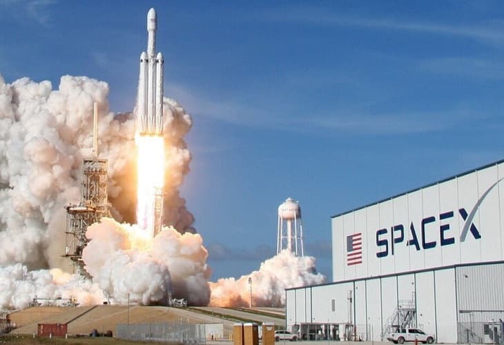 SpaceX lanza satélite de comunicaciones para el operador Globalstar de EE.UU.