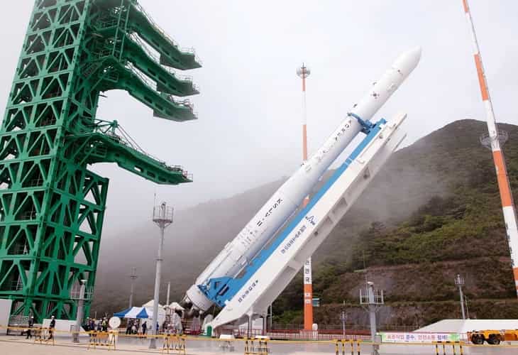 Todo listo para el lanzamiento del cohete espacial surcoreano Nuri