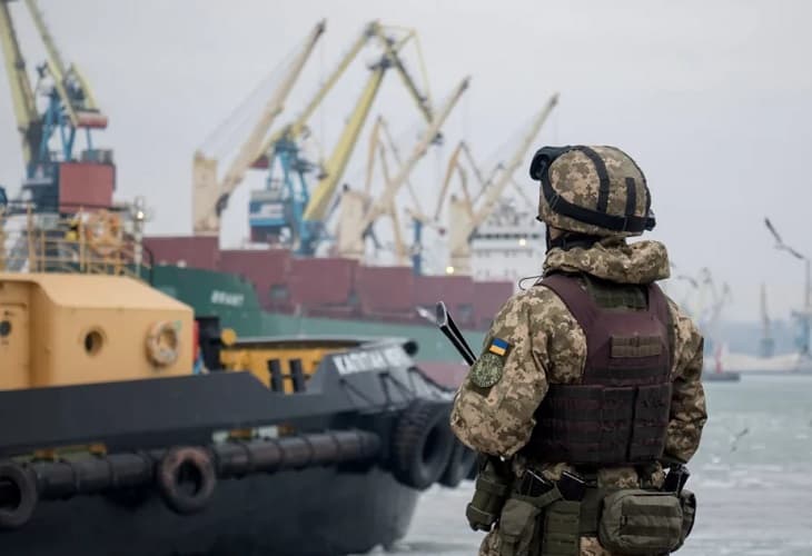 Un segundo barco ruso llega a Mariúpol para sacar acero ucraniano