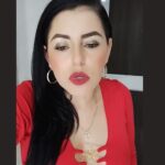 Bella Álvarez si gana Rodolfo Hernández se pasea en bikini por Urabá