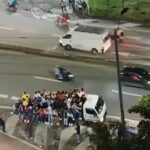 Metro de Medellín: gente que iba en un planchón