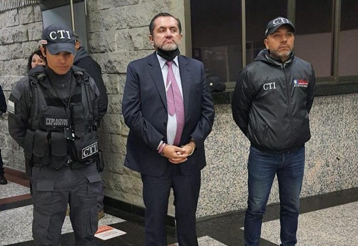 El CTI detuvo a las afueras del Capitolio, en Bogotá, al senador Mario Castaño
