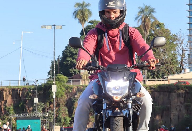 Gobierno colombiano niega que podría dar trámite a proyecto de cobrar peaje a motos