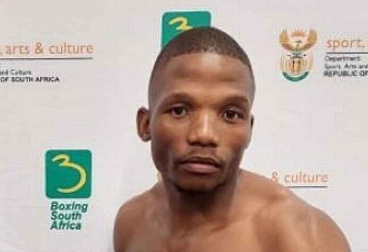 Muere Simiso Buthelezi, boxeador que sufrió hemorragia cerebral en plena pelea