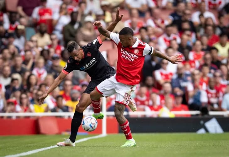 6-0. El Arsenal fulmina al Sevilla en veinte minutos de pesadilla