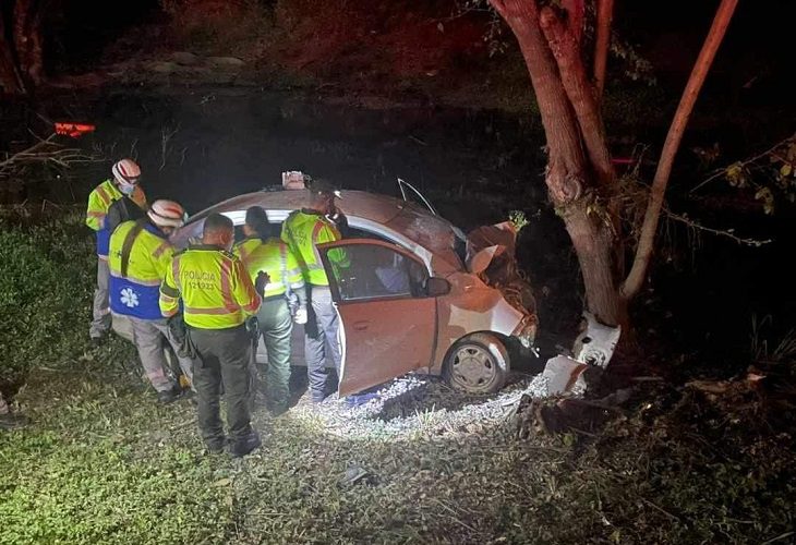 Un conductor muerto deja accidente en vía Cali-Palmira el 1
