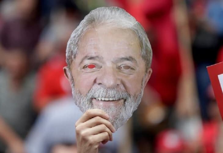 Asesinato a tiros de un militante de Lula sobrecoge a la política brasileña