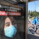 Colombia recomienda volver al tapabocas en interiores por repunte de covid