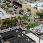 El gobernador de Illinois reclama enfado por la violencia con armas en EE.UU.
