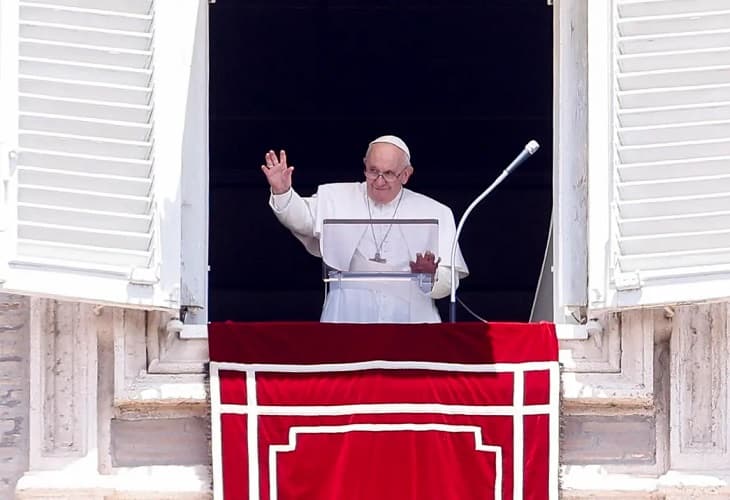 El papa pide que se ponga fin a la locura de la guerra en Ucrania