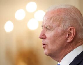 El presidente Joe Biden da negativo para la covid-19