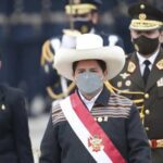 El presidente de Perú pide a la nueva titular del Congreso una agenda común