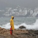 La tormenta tropical Estelle avanza ocasionando fuertes lluvias en México