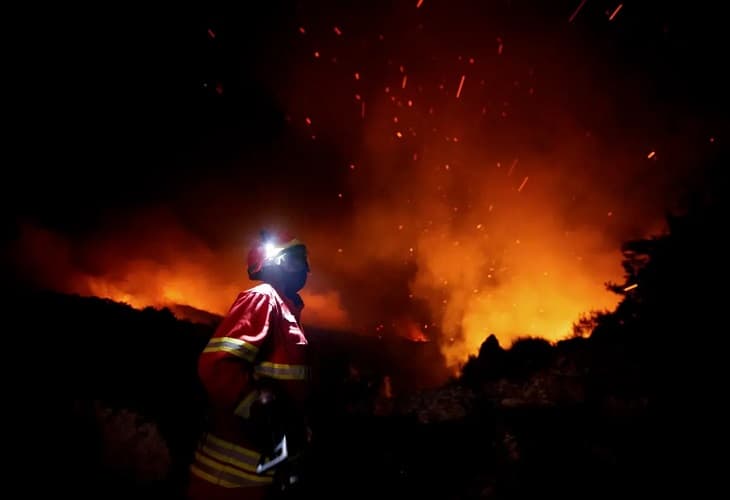 Los incendios en Portugal movilizan a 1.400 efectivos sin obligar a evacuaciones