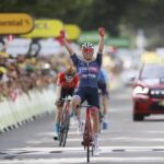 Pedersen suma la tercera victoria danesa en el Tour, Vingegaard sigue líder