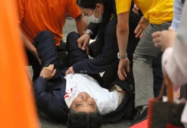 Shinzo Abe, herido de bala y grave tras ataque en un evento electoral