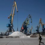 Ucrania anuncia que comenzará a exportar cereal por mar esta semana