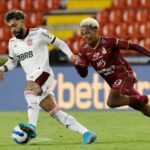 Un Flamengo reforzado quiere sellar su pase a cuartos frente al Tolima