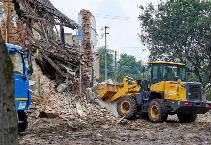 Un día más los rusos tratan de controlar Donetsk y los ucranianos los repelen en algunos puntos