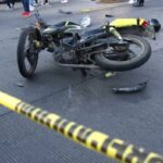 Motociclista murió tras chocar contra un camión en la Avenida Ciudad de Cali