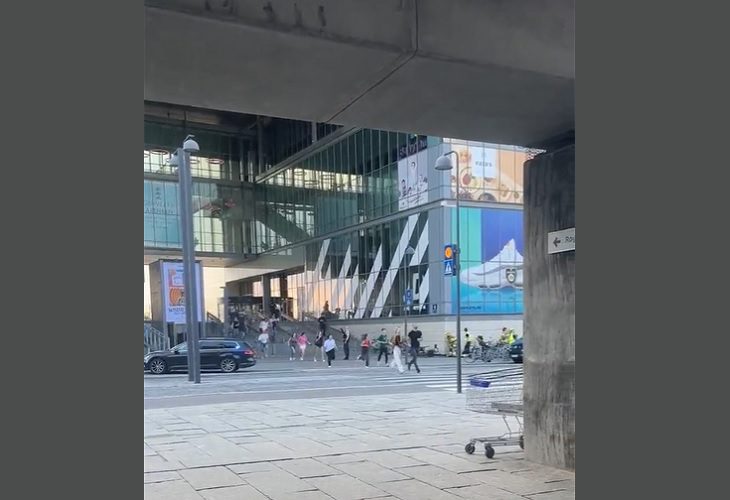 Reportan disparos en el centro comercial Fields, en Copenhague